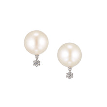 Load image into Gallery viewer, PEARL DROPS EARRINGS