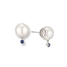 Load image into Gallery viewer, PEARL DROPS EARRINGS
